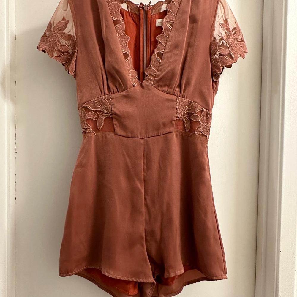 Honey Punch Romper Silk and Lace Size Small Ginger Color NWT